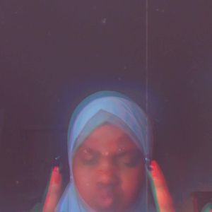 Meet your Posher, Faiza